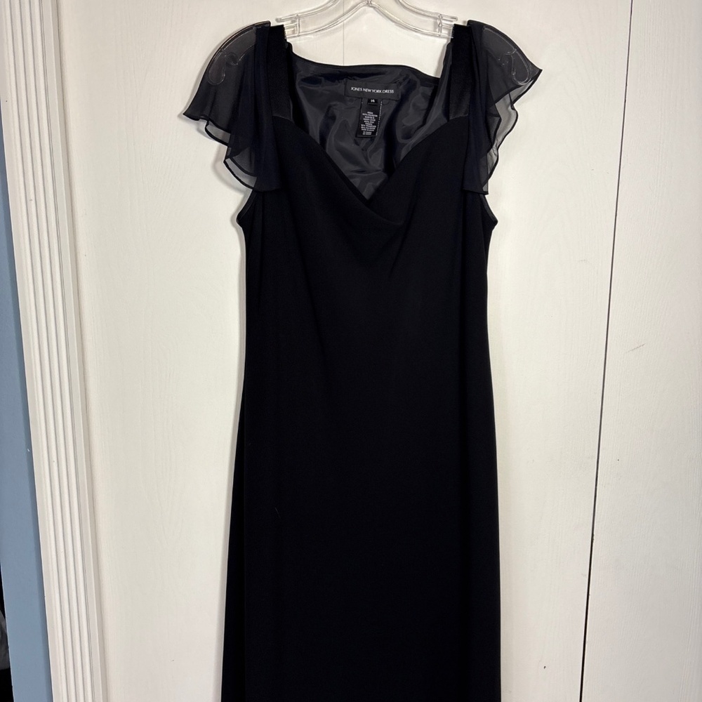 Vintage Jones New York Black Vneck and back Midi Dress